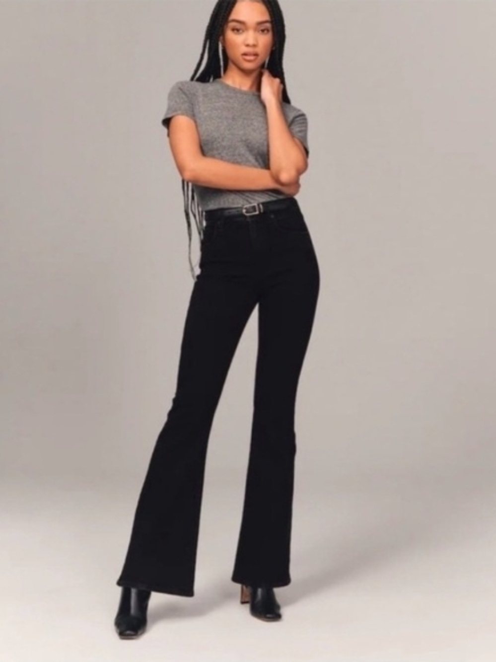 Abercrombie & Fitch Curve Love Ultra High Rise The Flare Jeans 27/short